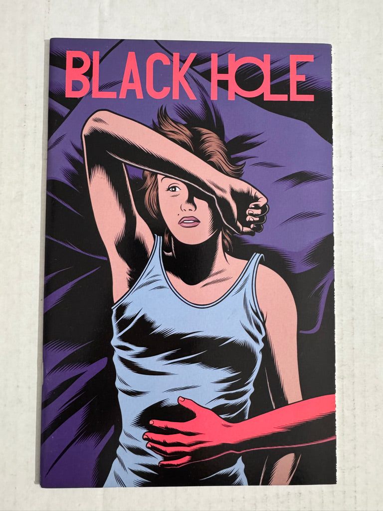BLACKHOLE #9 NM
