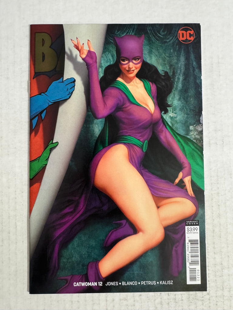 CATWOMAN #12 Vol 5 NM Artgerm Variant
