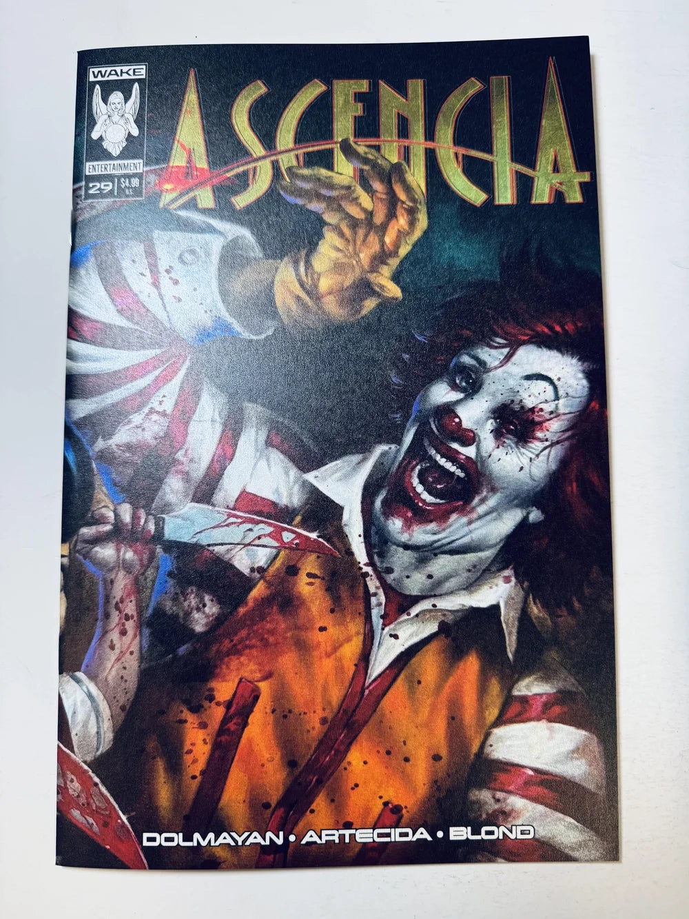 ASCENCIA #29 NM Lucio Robes Cover