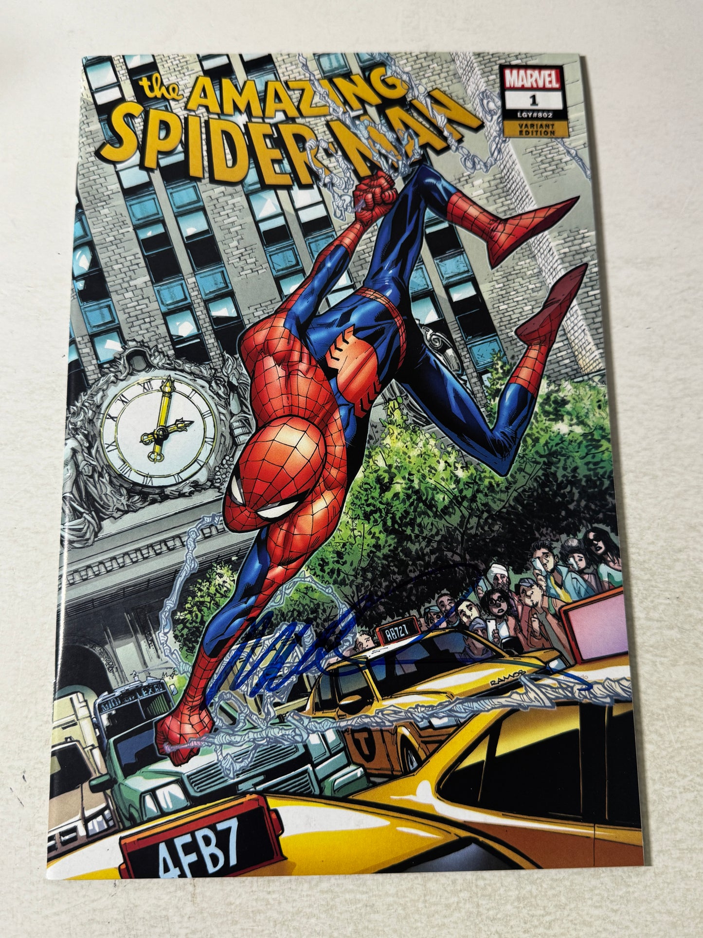 AMAZING SPIDER-MAN #1 Vol 5 NM Humberto Ramos Fan Expo Variant SIGNED  1ST APPEARANCE