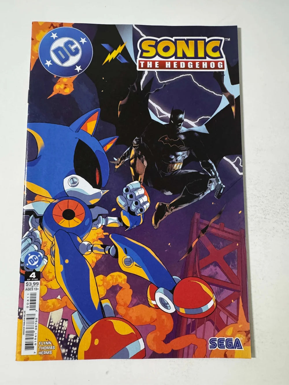 DC X SONIC THE HEDGEHOG #4 NM