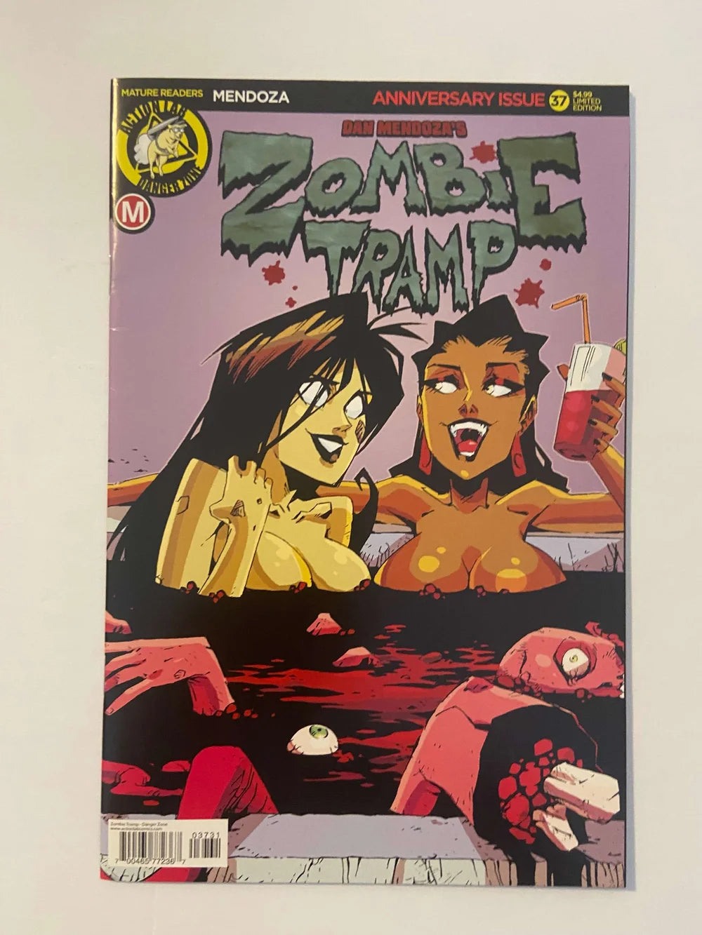 ZOMBIE TRAMP #37 VF/NM Mccagni Variant