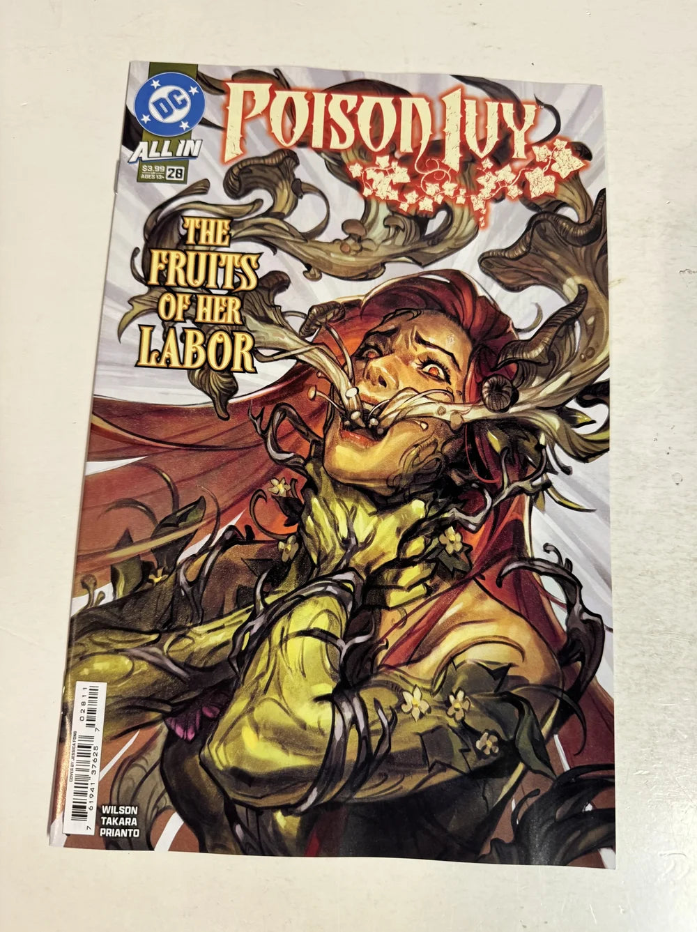POISON IVY #28 NM