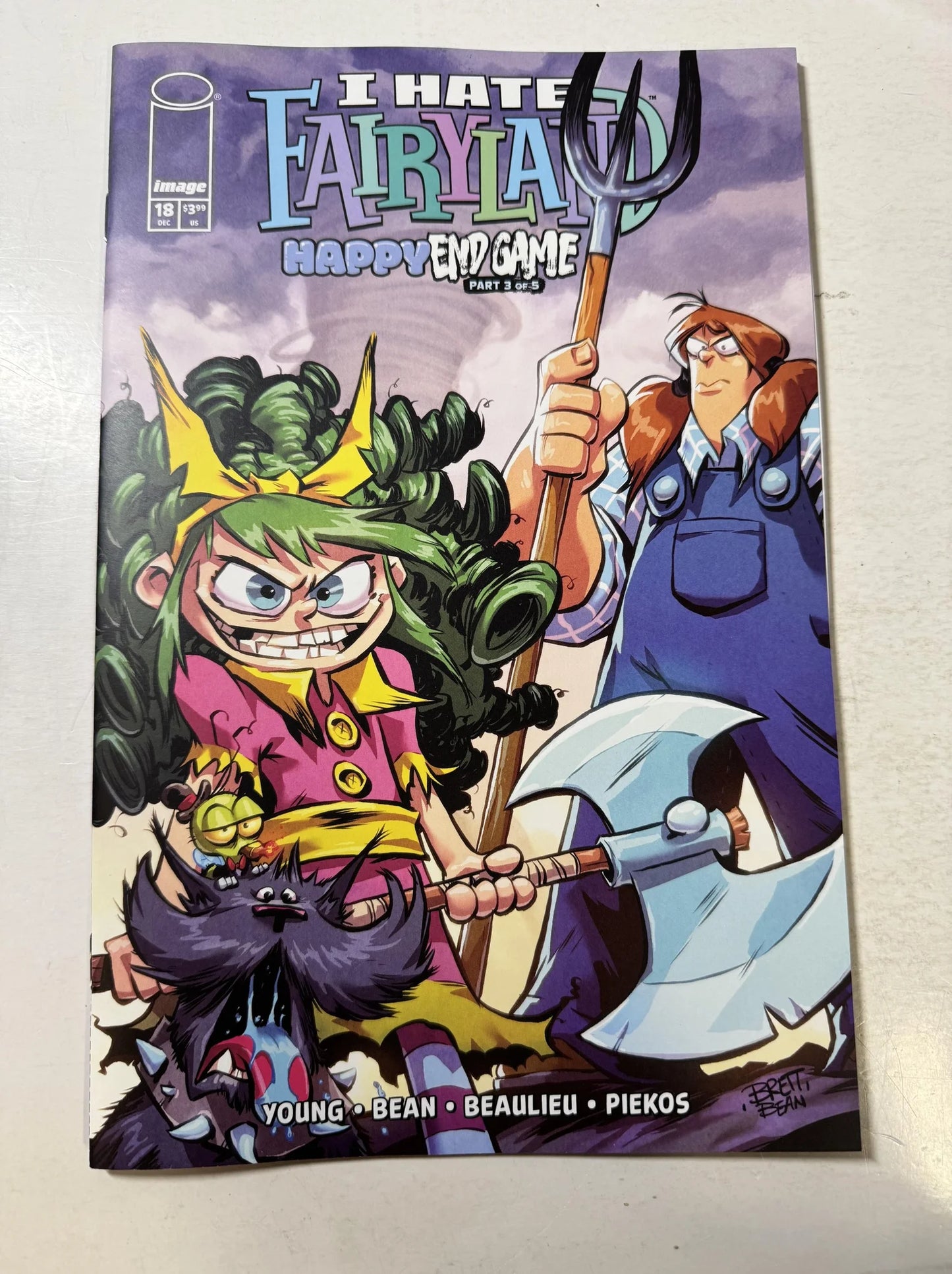 I HATE FAIRYLAND #18 Vol 2 NM Brett Bean Cover