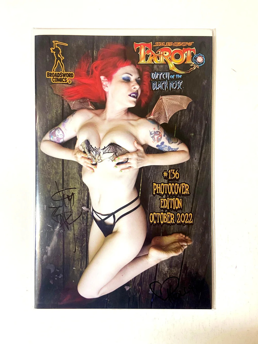 JIM BALENT'S TAROT Witch of The Black Rose #136 NM Photo Variant SIGNED by Balent & Holly