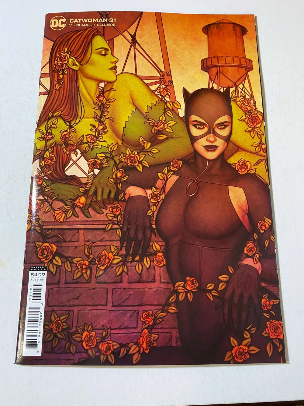 CATWOMAN #31 Vol 5 NM Jenny Frison Variant