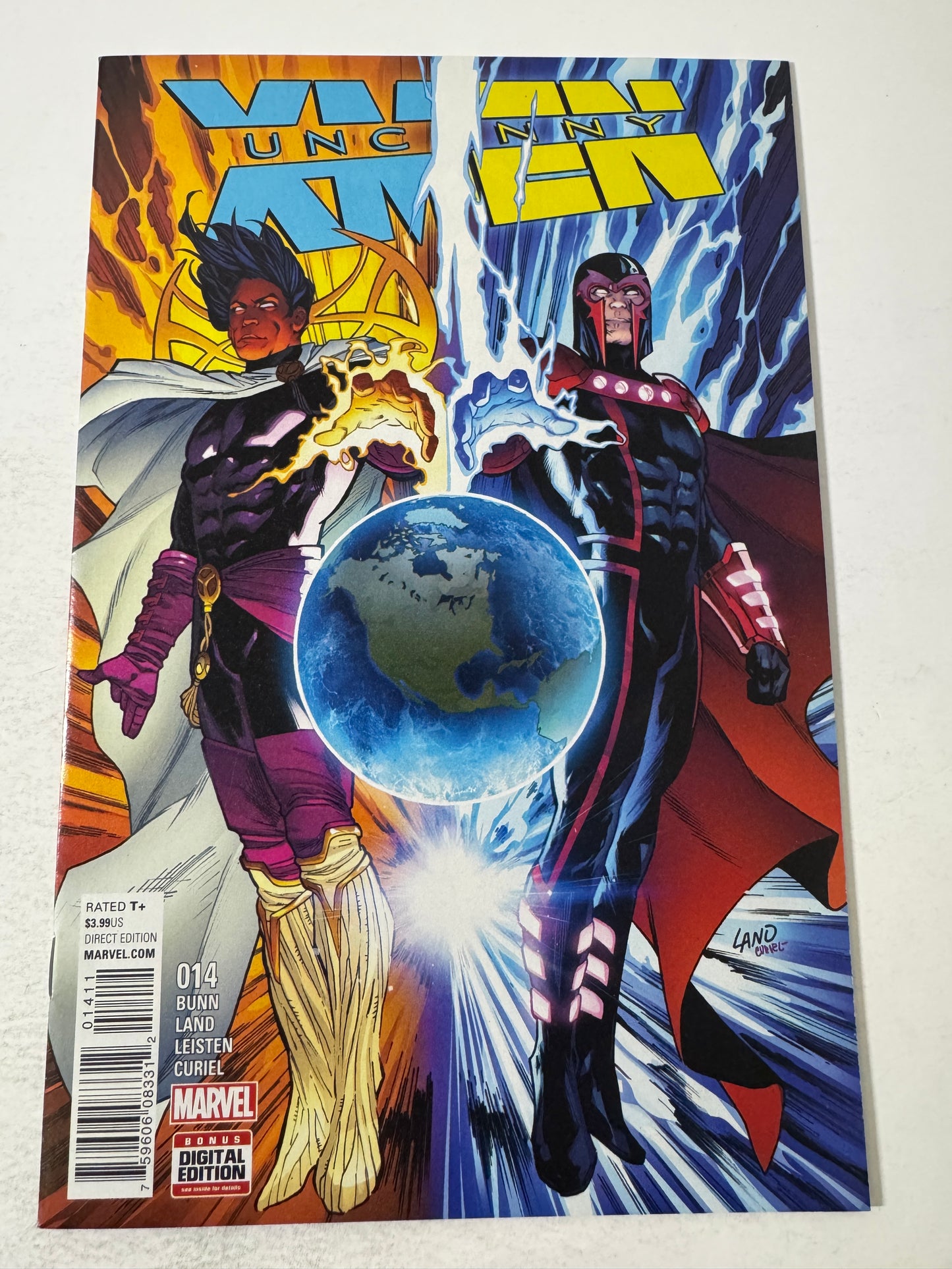 UNCANNY X-MEN #14 Vol 4 NM Greg Land Cover
