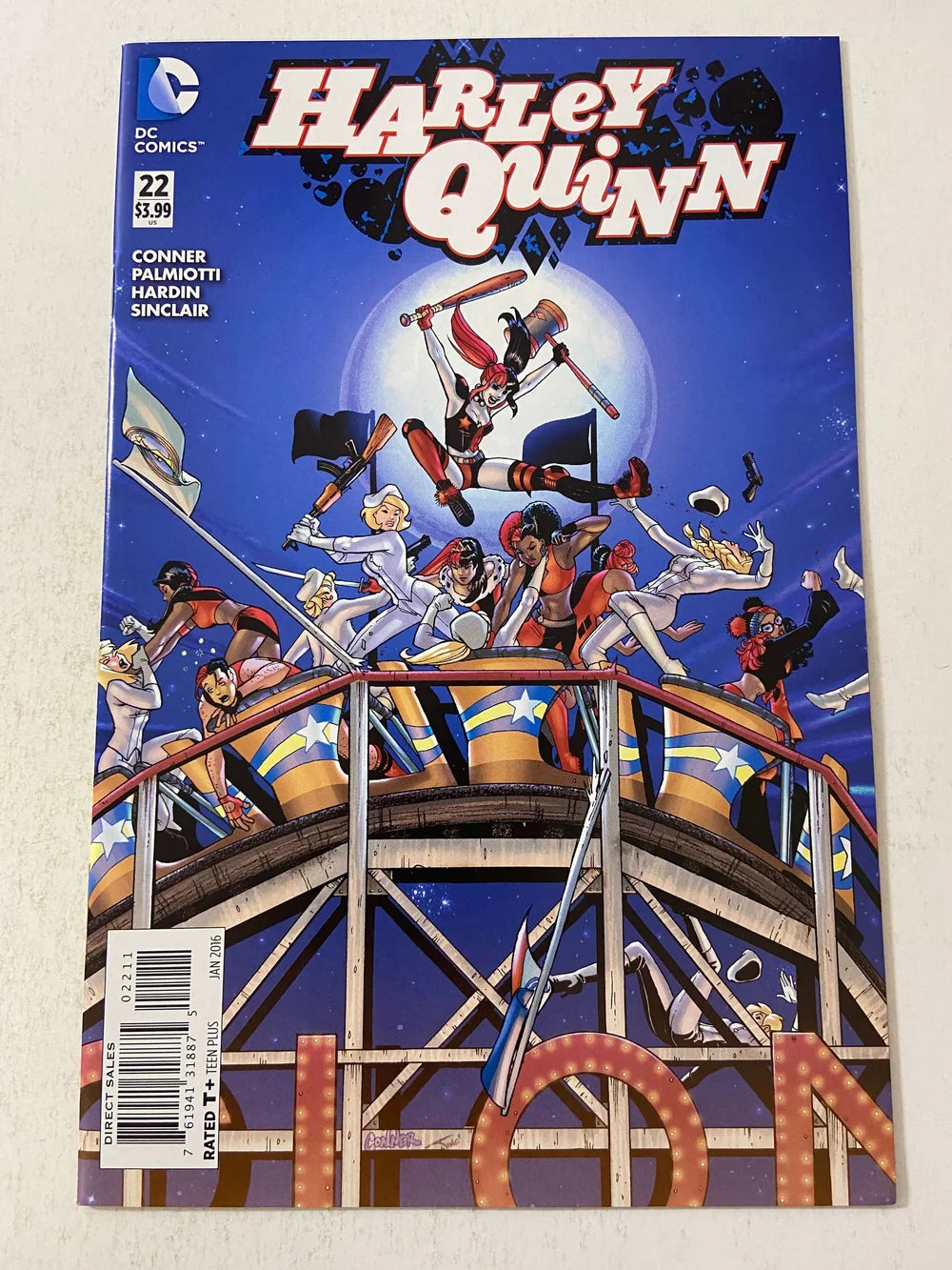 HARLEY QUINN #22 Vol 2 NM