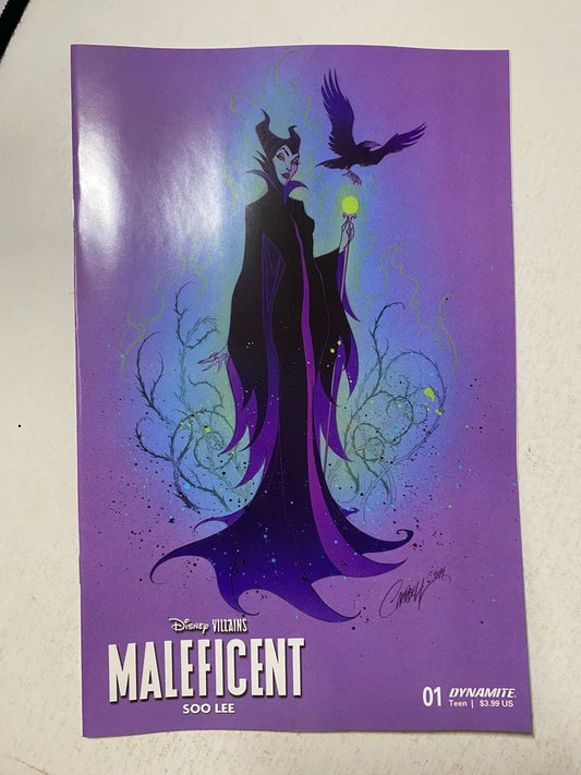 DISNEY VILLAINS : MALEFICENT #1 NM J Scott Campbell Variant