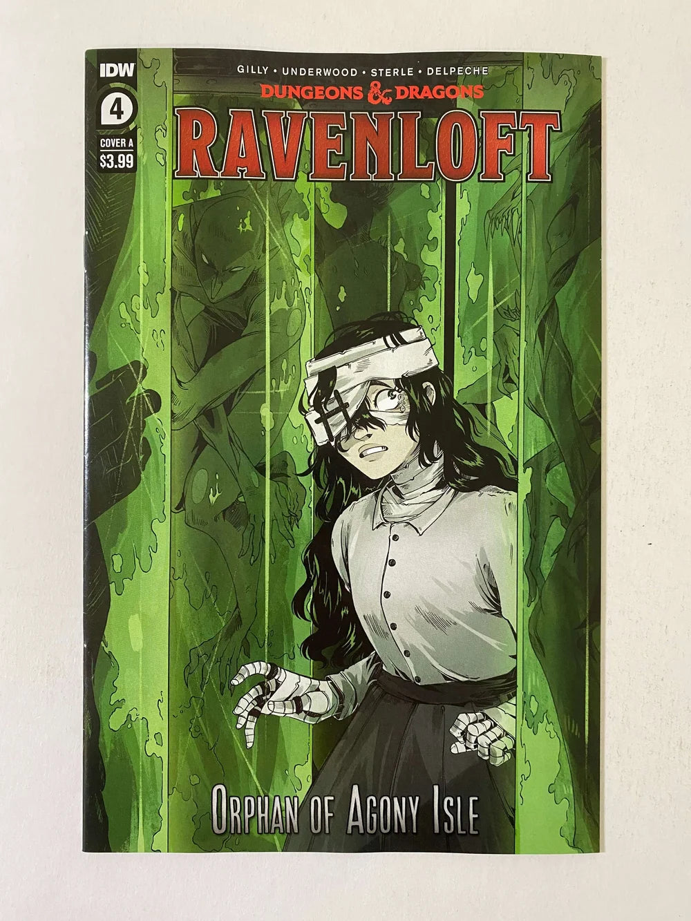 DUNGEONS & DRAGONS RAVENLOFT Orphan of Agony Isle #4 NM