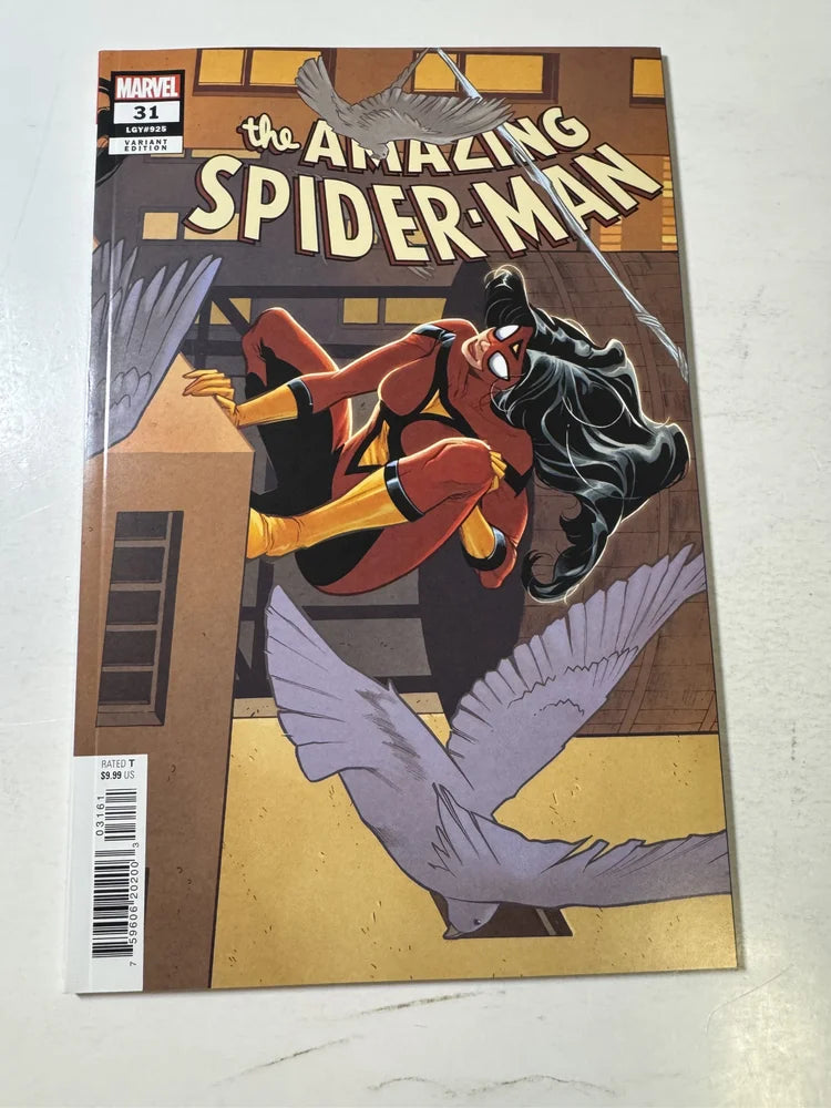 AMAZING SPIDER-MAN #31 Vol 6 NM Casagrande Spider-Woman Variant