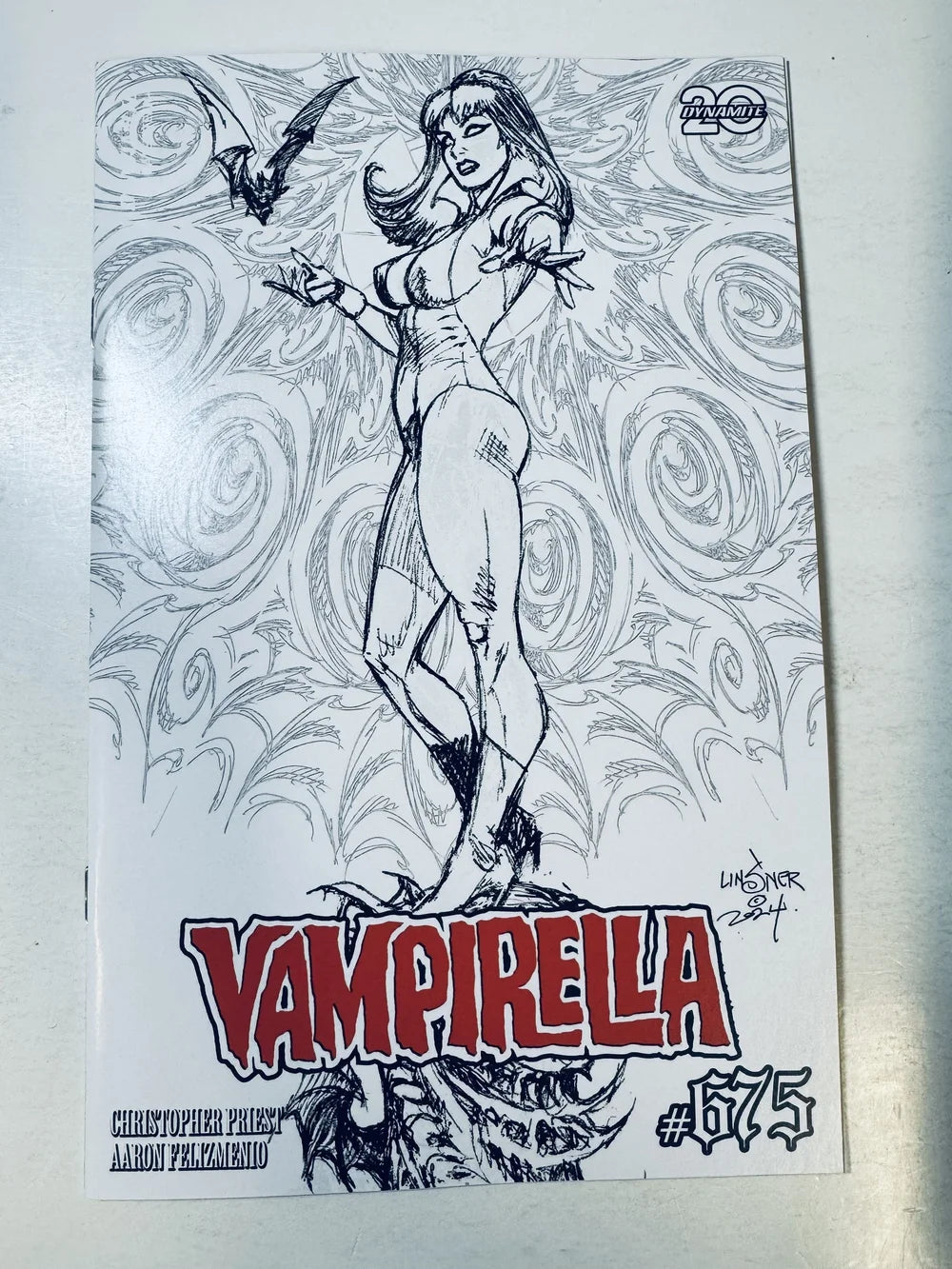 VAMPIRELLA #675 NM 1:15 Joseph Michael Linsner Sketch Variant