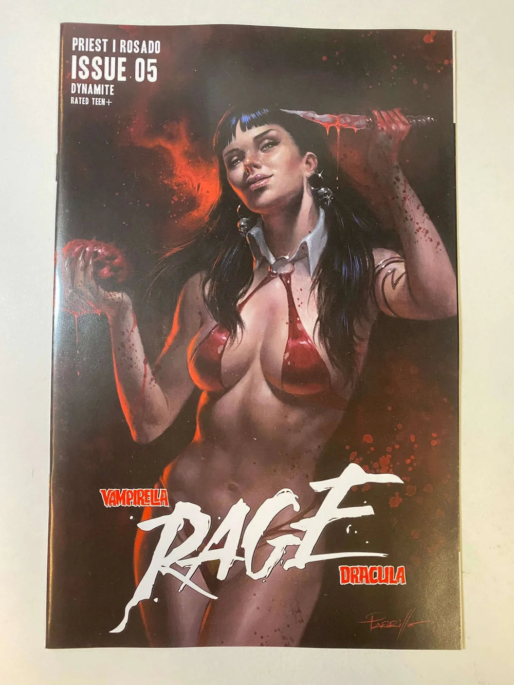 VAMPIRELLA DRACULA RAGE #5 NM Lucio Parrillo Cover