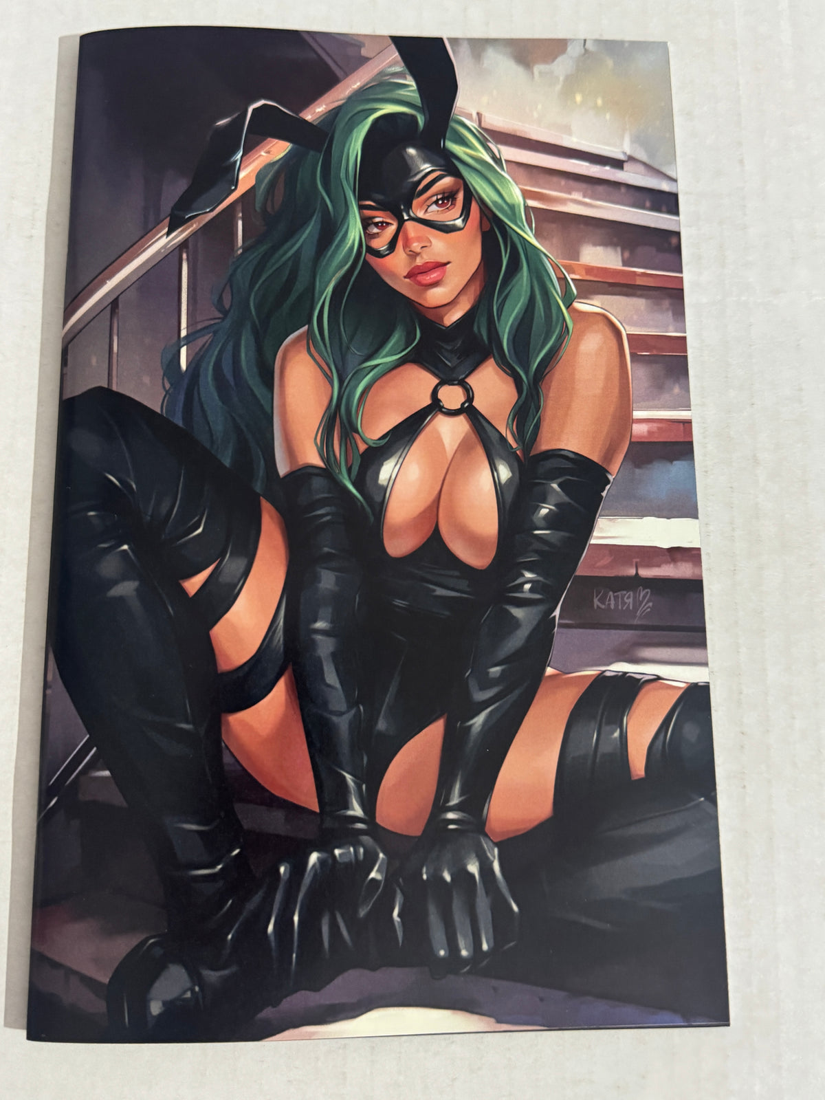 MANY BUNNY BLACK #1 NM NYCC Virgin Katya Sinyukhina Variant LTD 500
