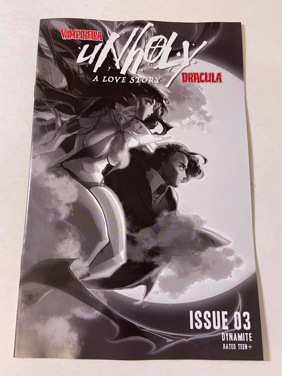 VAMPIRELLA DRACULA UNHOLY #3 NM 1:20 B/W Rose Besch Variant
