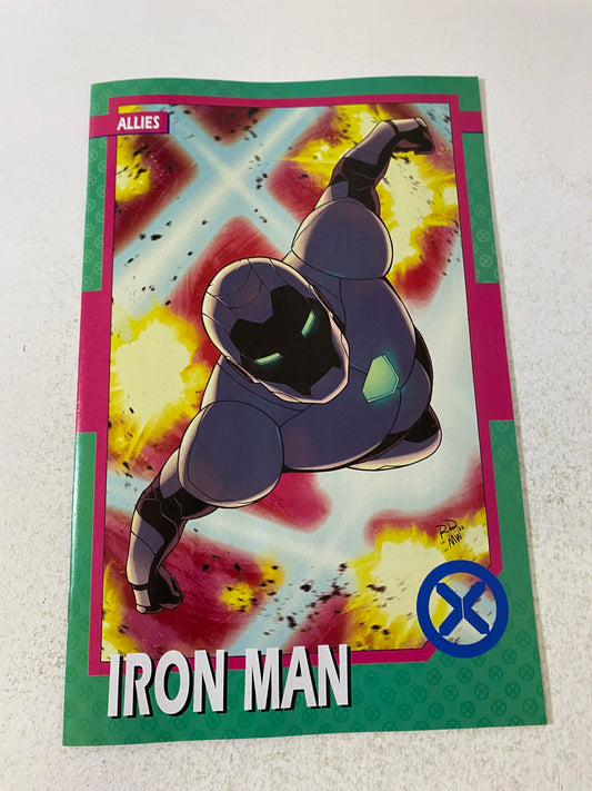 X-MEN #32 Vol 5 NM Dauterman Iron Man  Trading Card Variant