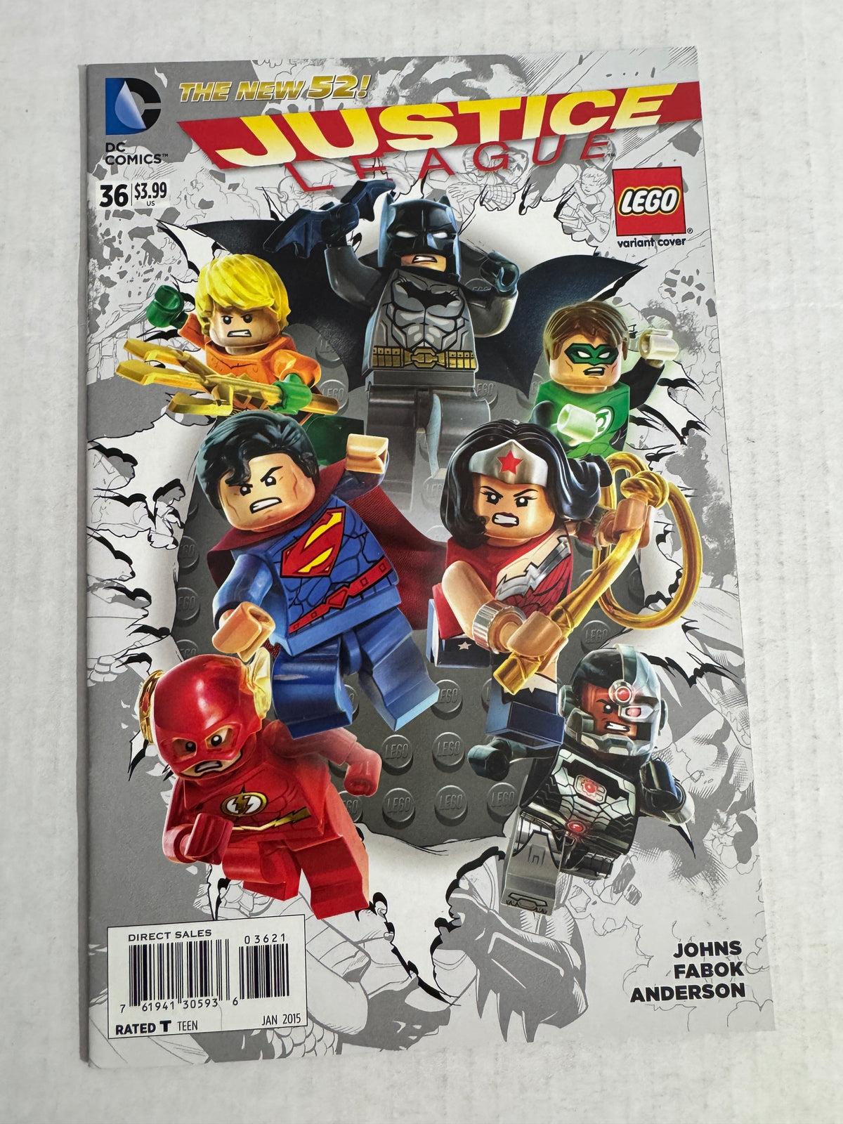 JUSTICE LEAGUE #36 Vol 2 VF- Lego Variant