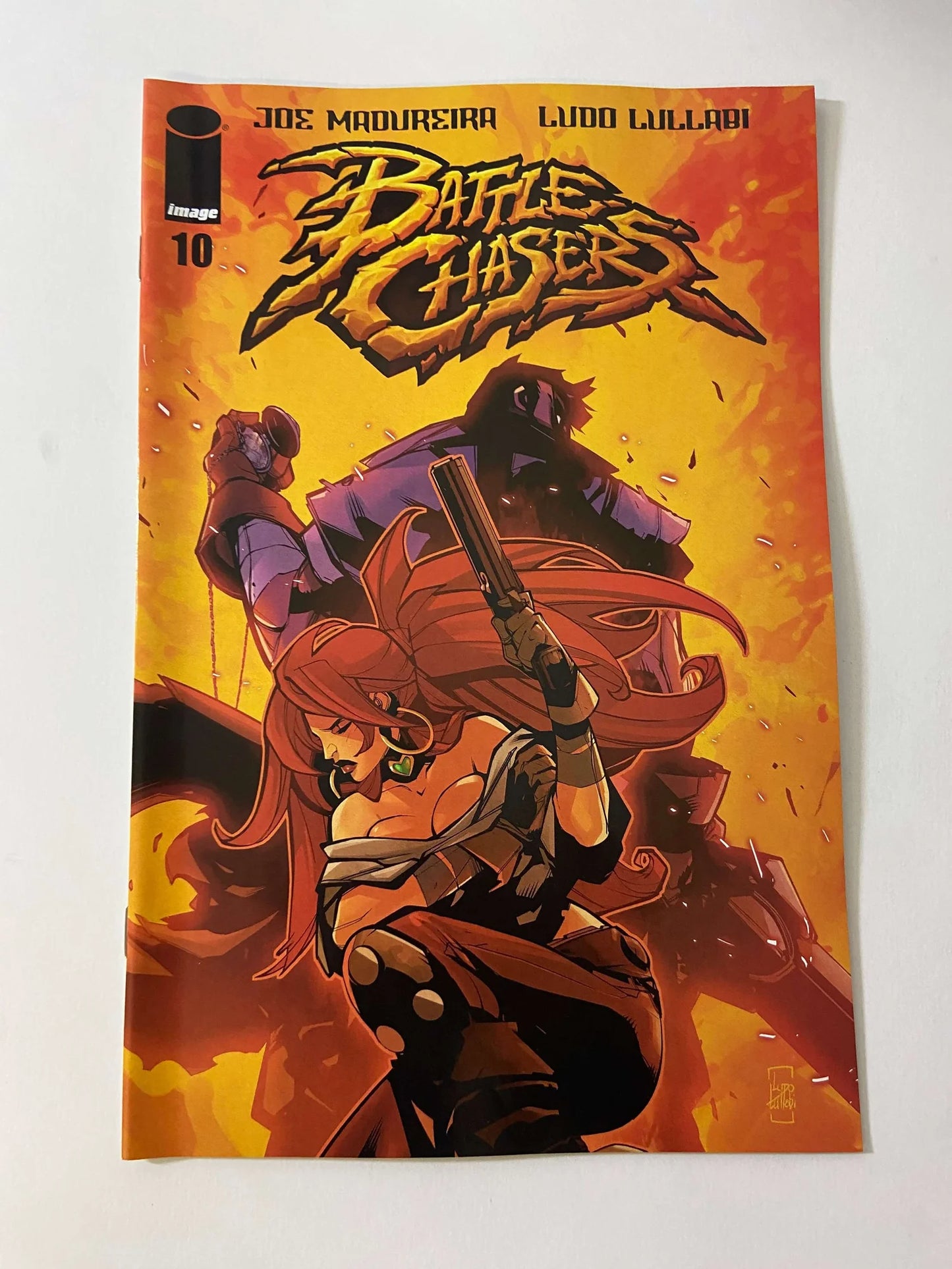 BATTLE CHASERS #10 NM
