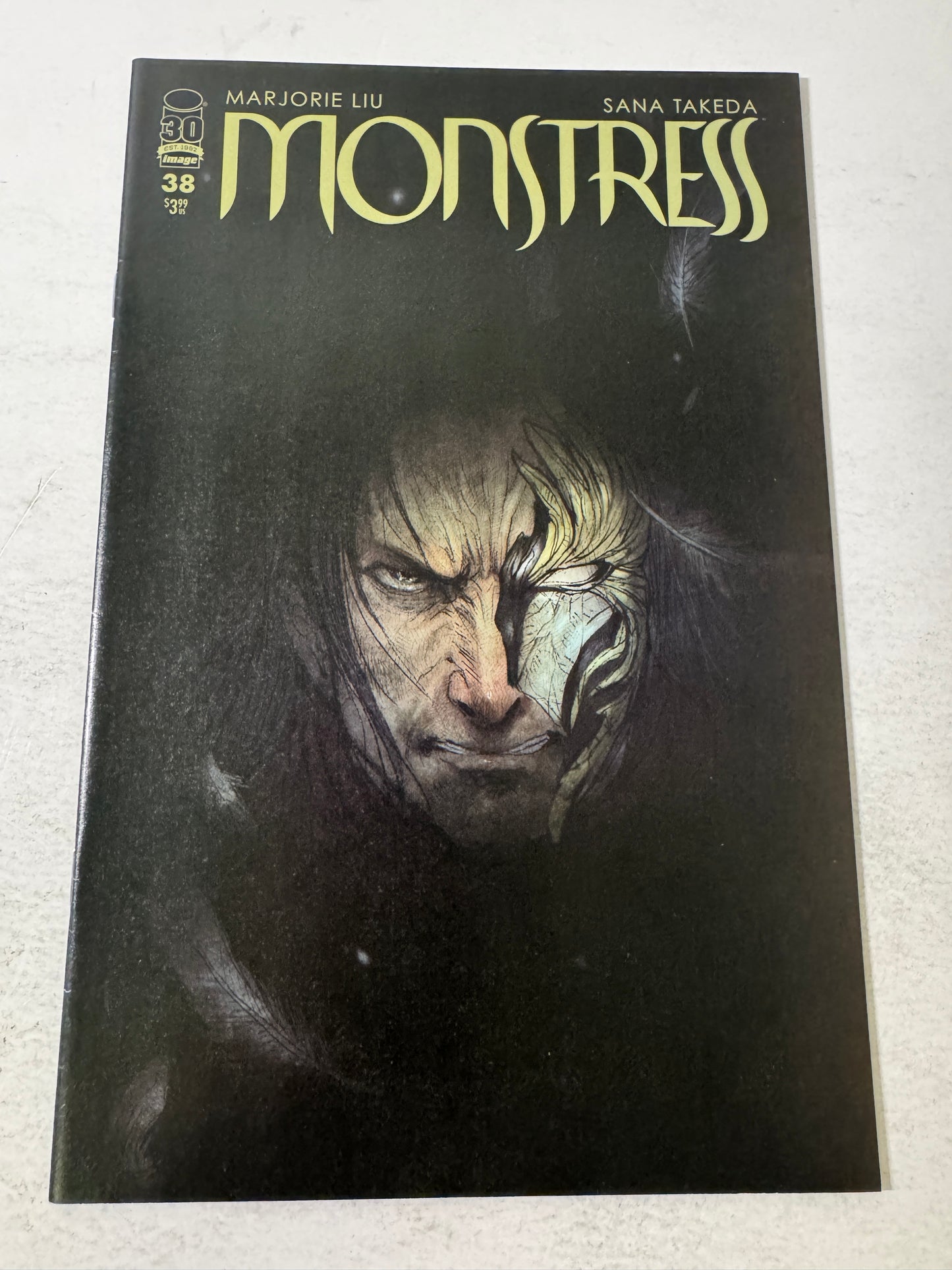MONSTRESS #37 NM