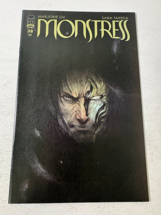 MONSTRESS #37 NM