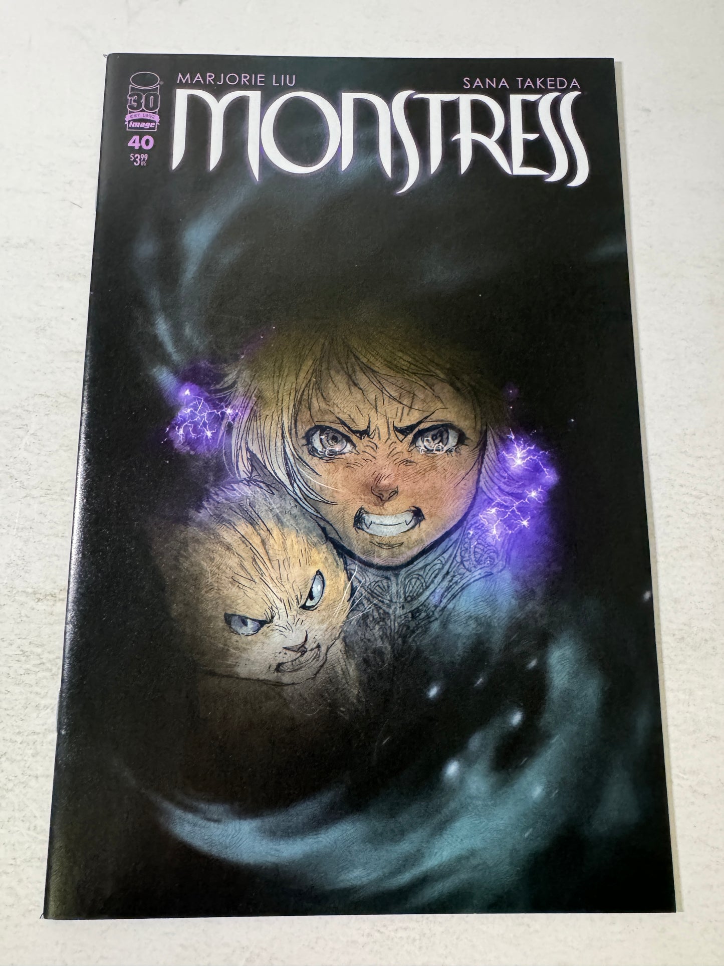 MONSTRESS #38 NM