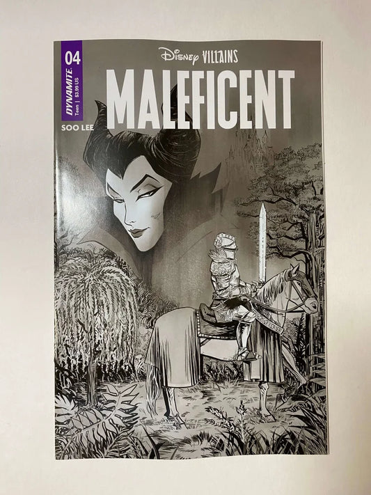 DISNEY VILLAINS : MALEFICENT #4 NM- 1:10 B/W Soo Lee Variant
