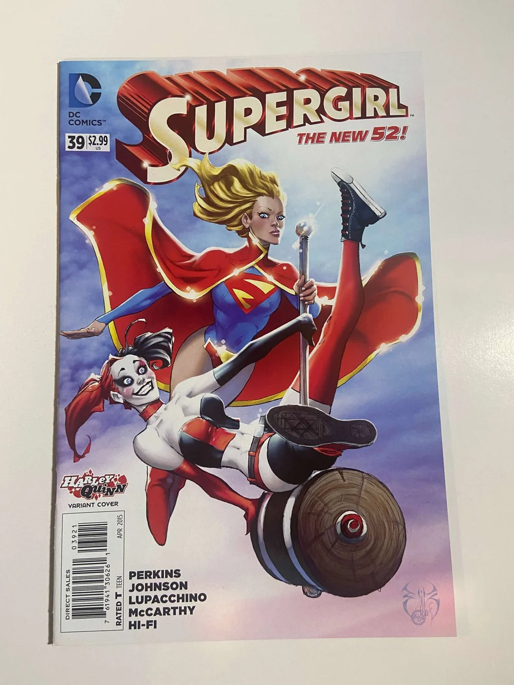 SUPERGIRL #39 Vol 6 NM- Joe Benitez Harley Quinn Variant