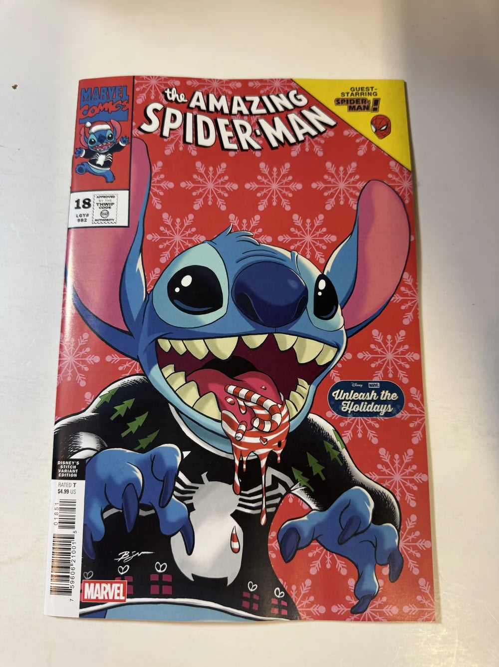 AMAZING SPIDER-MAN #18 Vol 7 NM Disney Stitch Variant