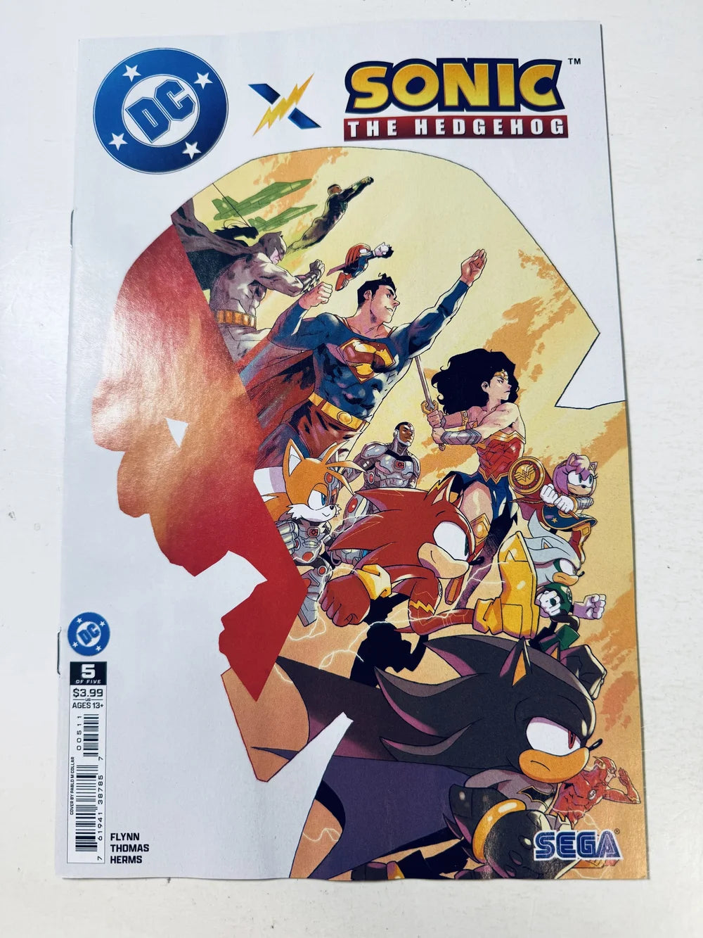 DC X SONIC THE HEDGEHOG #5 NM