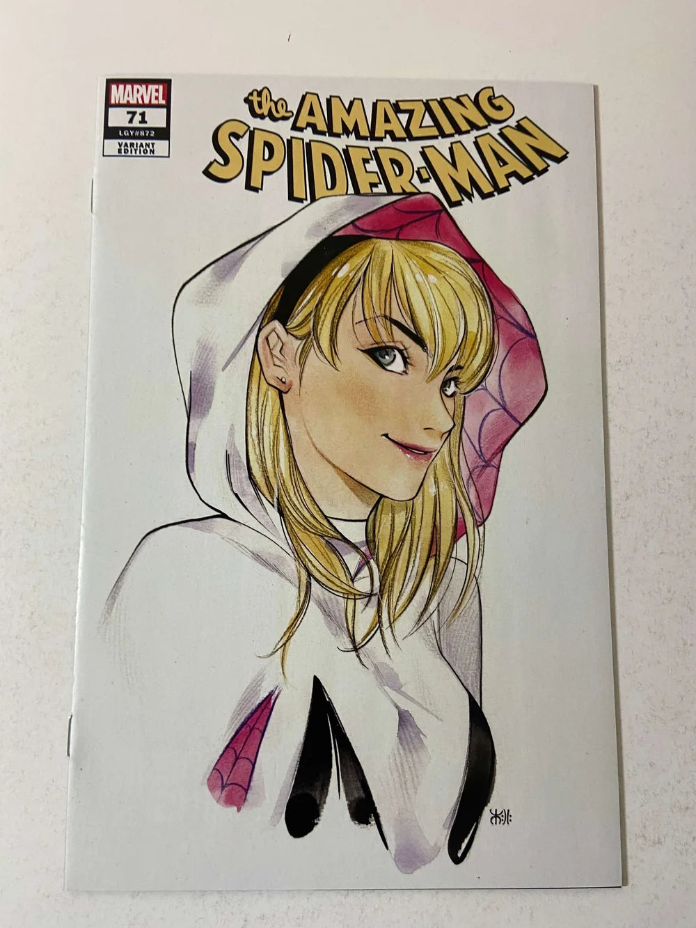 AMAZING SPIDER-MAN #71 Vol 5 NM Peach Momoko Spider-Gwen Variant