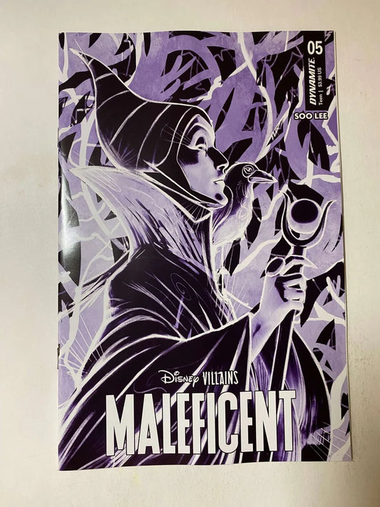 DISNEY VILLAINS : MALEFICENT #5 NM 1:7 Puebla Purple Tint Variant