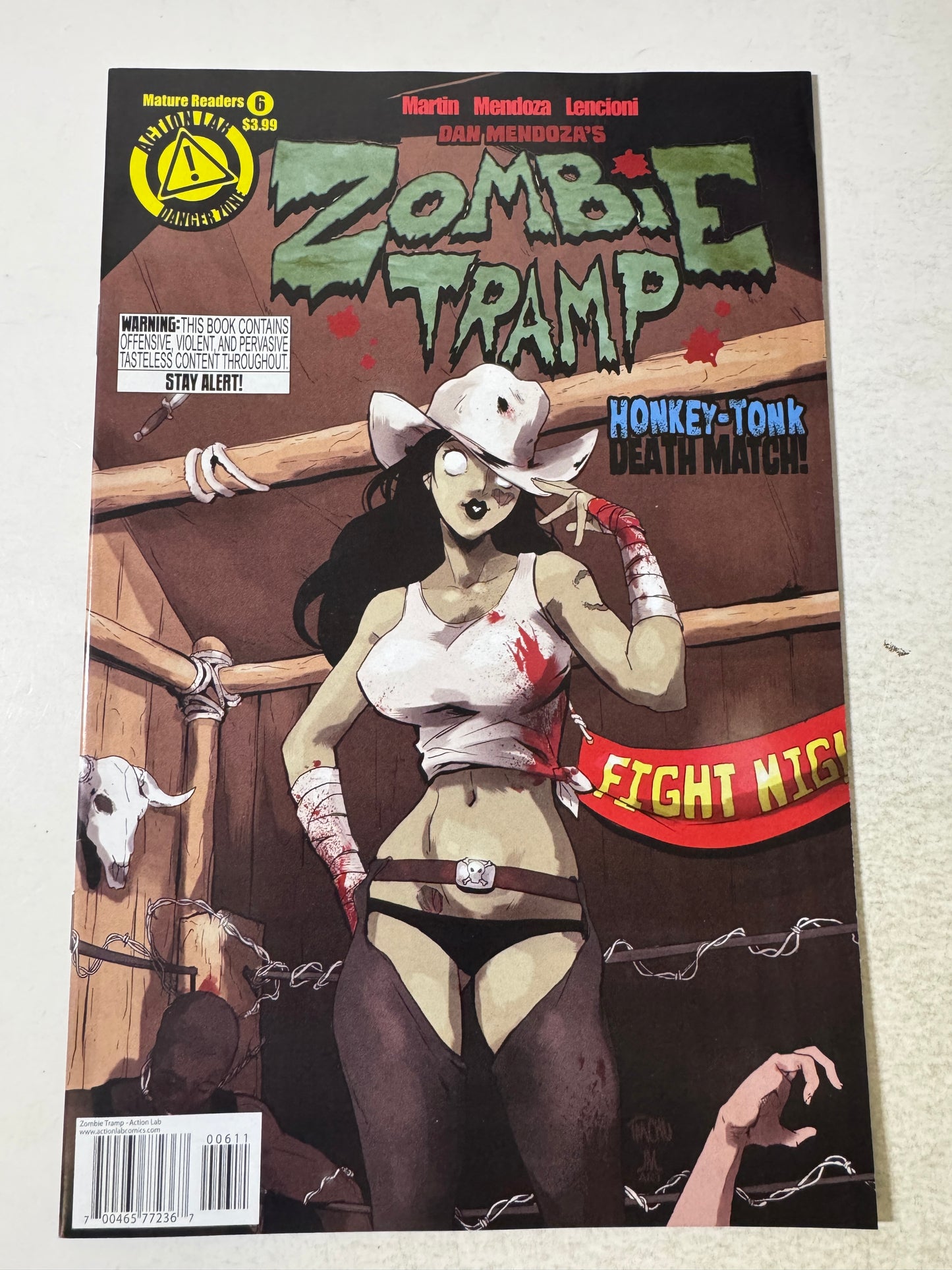 ZOMBIE TRAMP #6 NM