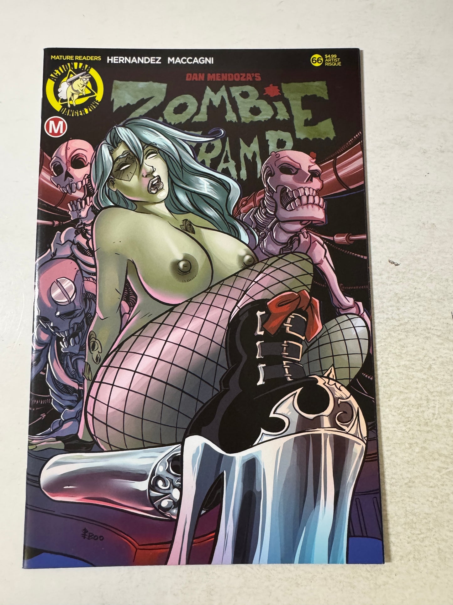 ZOMBIE TRAMP #66 Boo Risque Variant