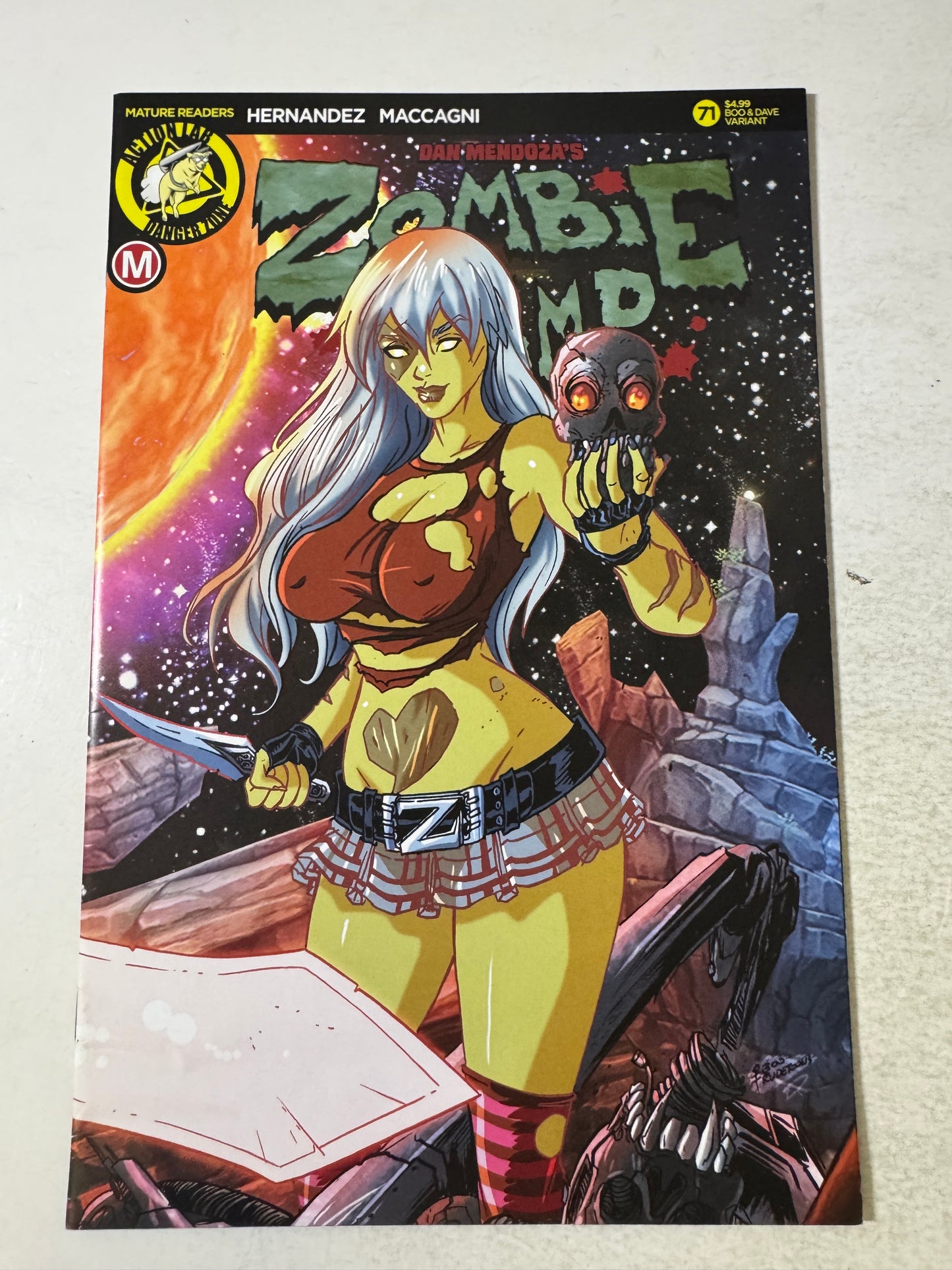ZOMBIE TRAMP #71 VF Boo & Dave Variant