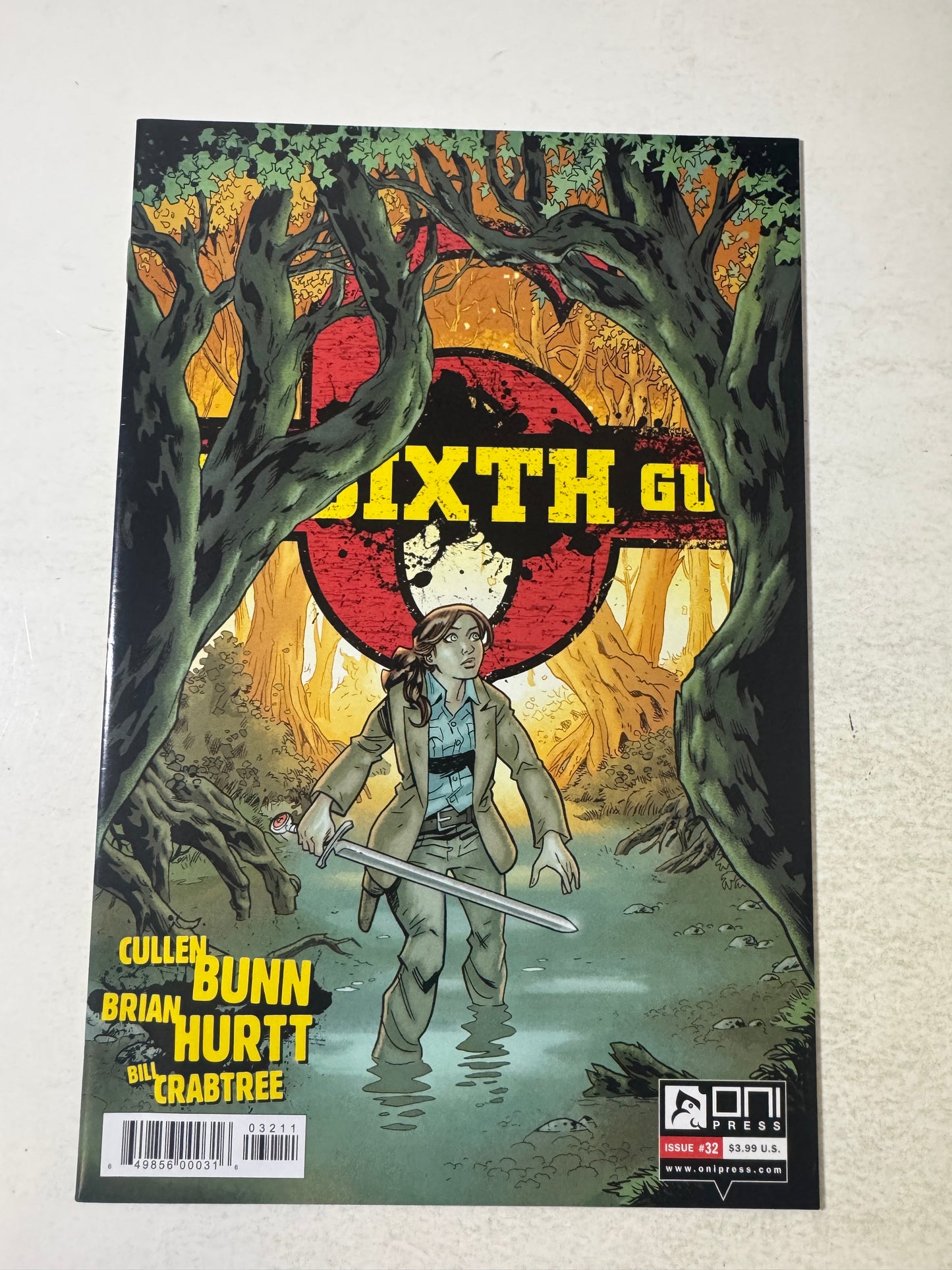 THE SIXTH GUN #32 NM-