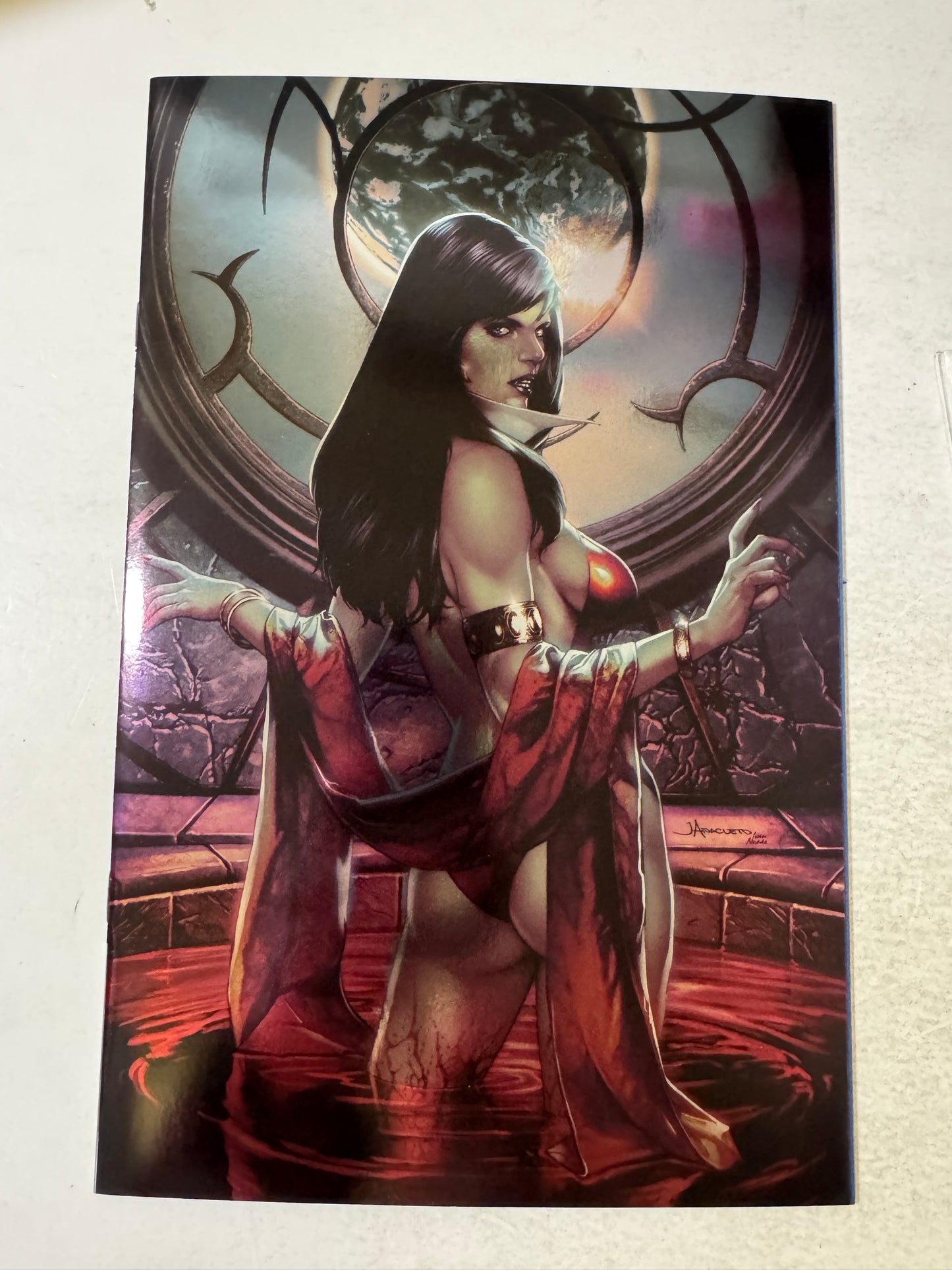 VAMPIRELLA Dark Reflections #1 NM 1:20 Virgin Jay Anacleto Foil Variant