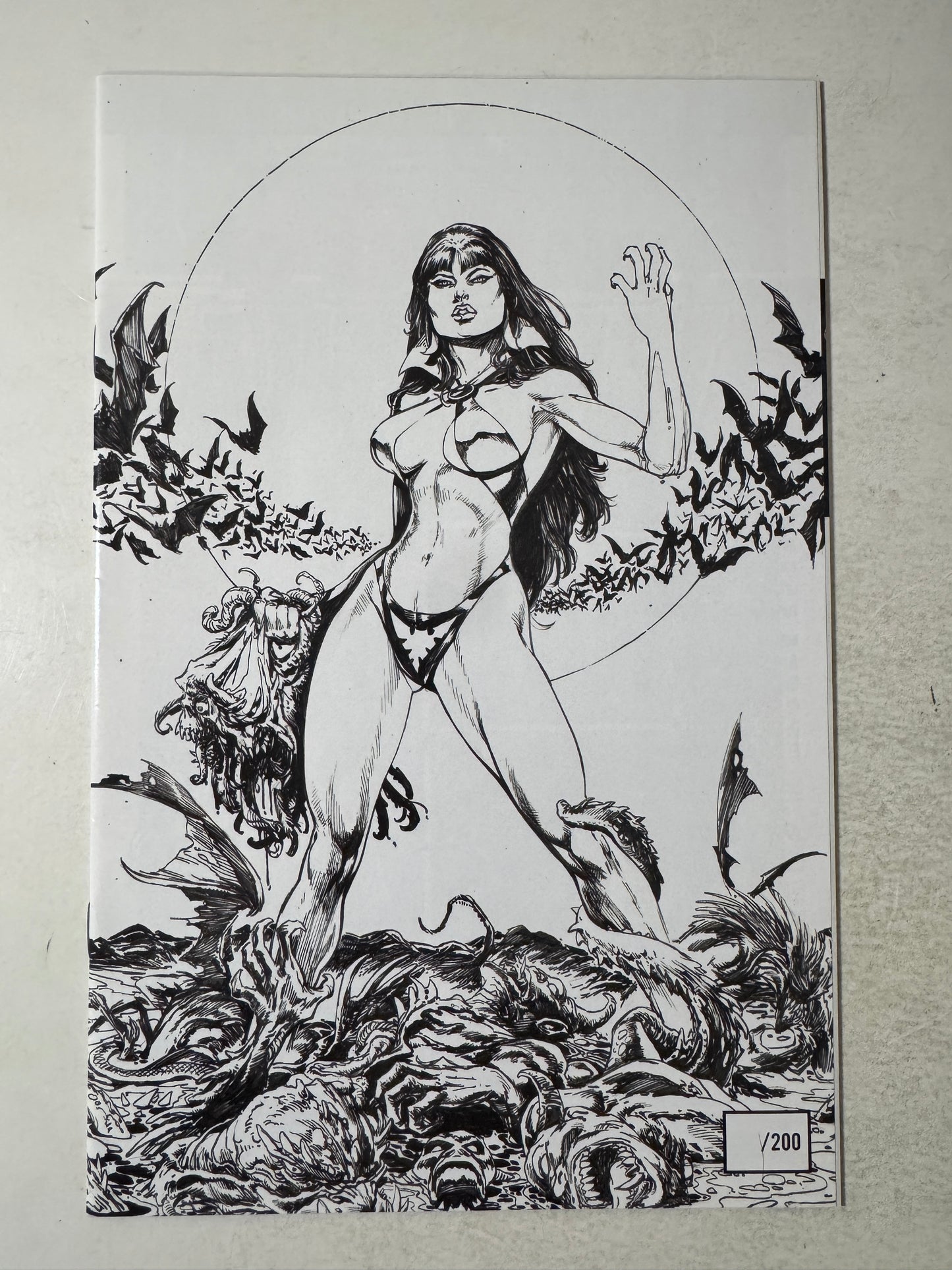 VENGEANCE OF VAMPIRELLA #1 NM- Virgin B/W Buzz Variant LTD 200