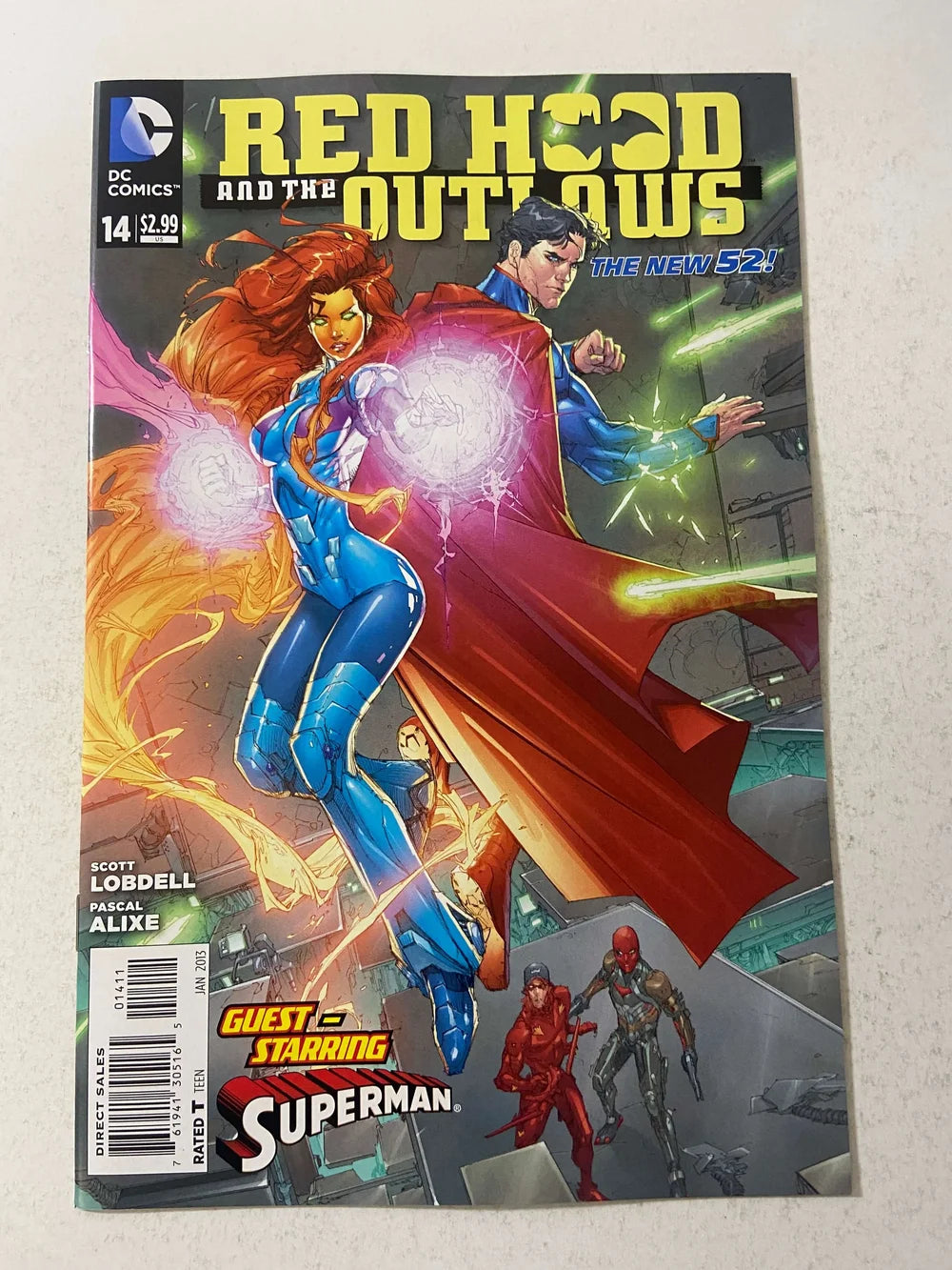 RED HOOD AND THE OUTLAWS #14 NM